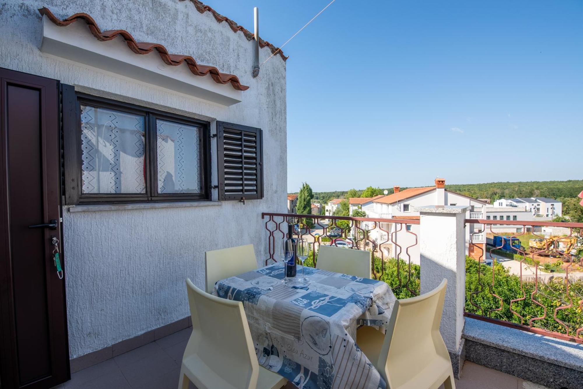 Apartments Villa Falcon Funtana Exterior foto